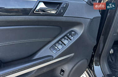 Внедорожник / Кроссовер Mercedes-Benz M-Class 2010 в 