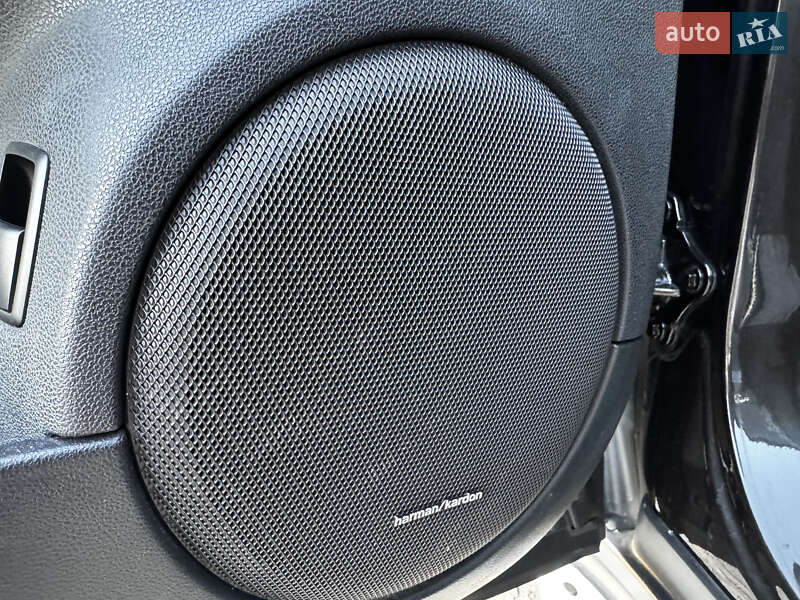 Внедорожник / Кроссовер Mercedes-Benz M-Class 2010 в Киеве