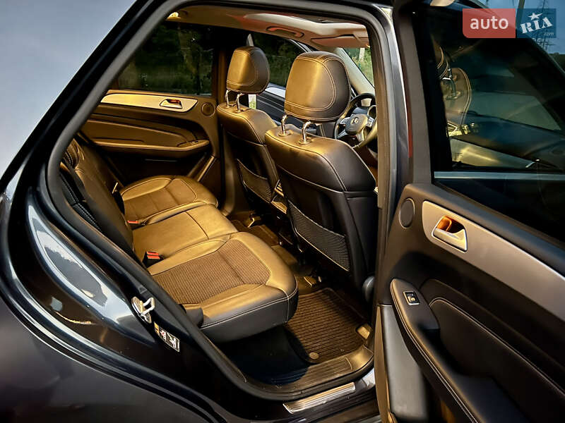 Позашляховик / Кросовер Mercedes-Benz M-Class 2013 в Харкові