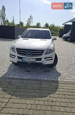 Внедорожник / Кроссовер Mercedes-Benz M-Class 2011 в 