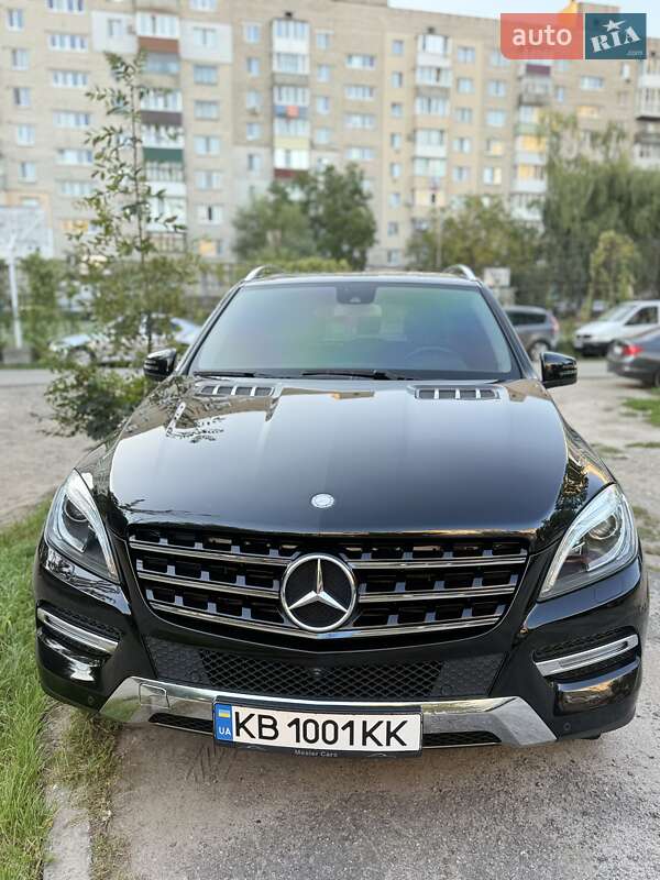 Mercedes-Benz M-Class 2014
