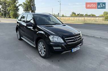 Внедорожник / Кроссовер Mercedes-Benz M-Class 2011 в Днепре