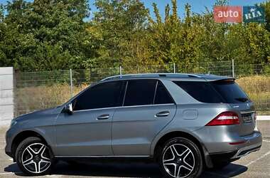 Внедорожник / Кроссовер Mercedes-Benz M-Class 2014 в 
