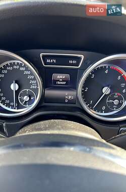 Внедорожник / Кроссовер Mercedes-Benz M-Class 2015 в 