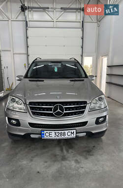Позашляховик / Кросовер Mercedes-Benz M-Class 2006 в 