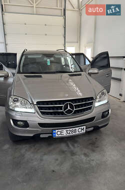 Позашляховик / Кросовер Mercedes-Benz M-Class 2006 в 