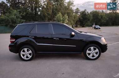 Внедорожник / Кроссовер Mercedes-Benz M-Class 2009 в 