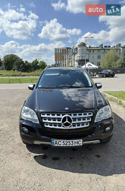 Внедорожник / Кроссовер Mercedes-Benz M-Class 2009 в Ковеле