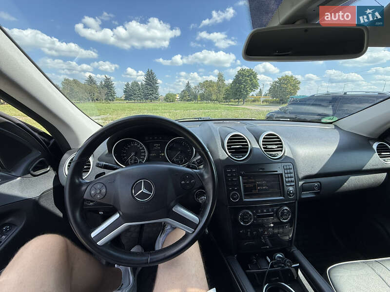 Внедорожник / Кроссовер Mercedes-Benz M-Class 2009 в Ковеле фото 4 Внедорожник / Кроссовер Mercedes-Benz M-Class 2009 в Ковеле