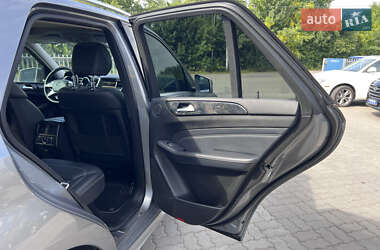 Внедорожник / Кроссовер Mercedes-Benz M-Class 2011 в 