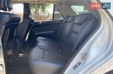 Внедорожник / Кроссовер Mercedes-Benz M-Class 2011 в 