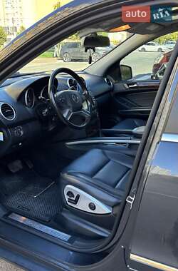 Позашляховик / Кросовер Mercedes-Benz M-Class 2011 в 