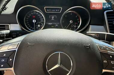 Внедорожник / Кроссовер Mercedes-Benz M-Class 2012 в 