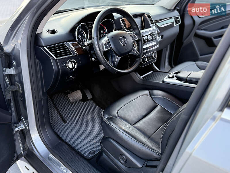 Внедорожник / Кроссовер Mercedes-Benz M-Class 2013 в Каменец-Подольском фото 15 Внедорожник / Кроссовер Mercedes-Benz M-Class 2013 в Каменец-Подольском