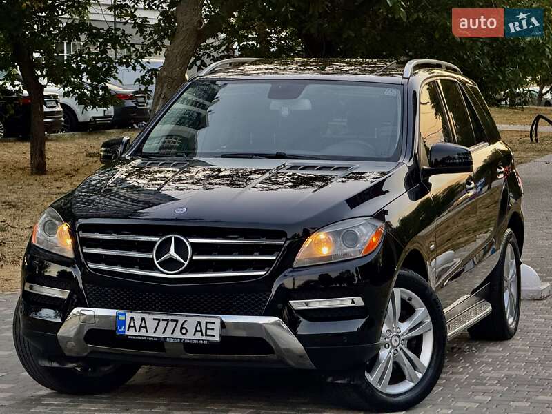 Внедорожник / Кроссовер Mercedes-Benz M-Class 2012 в Одессе