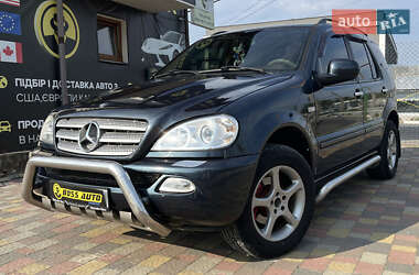 Позашляховик / Кросовер Mercedes-Benz M-Class 2001 в 