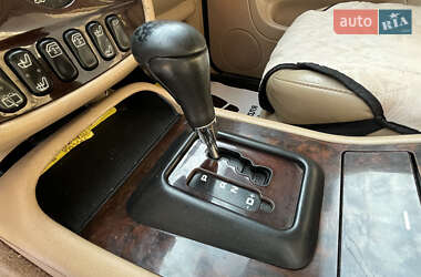 Позашляховик / Кросовер Mercedes-Benz M-Class 2001 в 