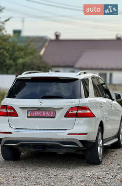 Внедорожник / Кроссовер Mercedes-Benz M-Class 2013 в 