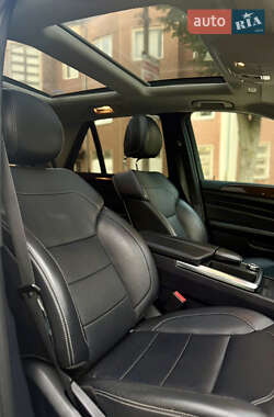 Внедорожник / Кроссовер Mercedes-Benz M-Class 2013 в 