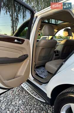 Внедорожник / Кроссовер Mercedes-Benz M-Class 2011 в 