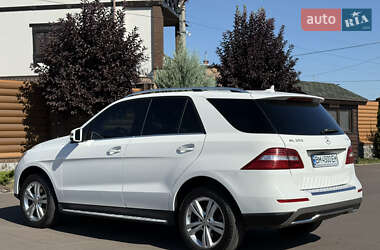 Внедорожник / Кроссовер Mercedes-Benz M-Class 2014 в 