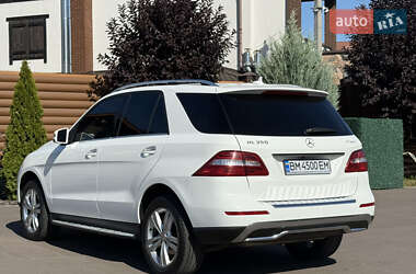 Внедорожник / Кроссовер Mercedes-Benz M-Class 2014 в 