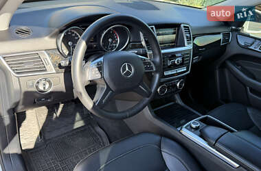 Внедорожник / Кроссовер Mercedes-Benz M-Class 2014 в 