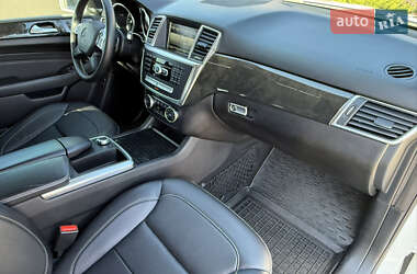 Внедорожник / Кроссовер Mercedes-Benz M-Class 2014 в 
