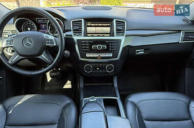 Внедорожник / Кроссовер Mercedes-Benz M-Class 2014 в 