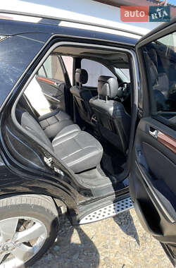 Позашляховик / Кросовер Mercedes-Benz M-Class 2008 в 