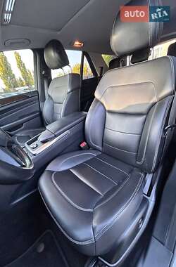 Внедорожник / Кроссовер Mercedes-Benz M-Class 2011 в 