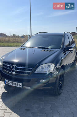 Позашляховик / Кросовер Mercedes-Benz M-Class 2007 в 