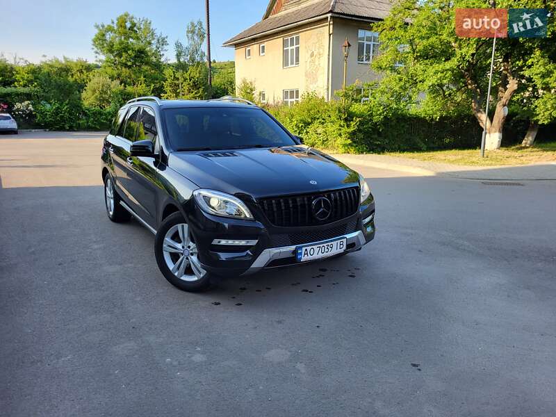 Mercedes-Benz M-Class 2015