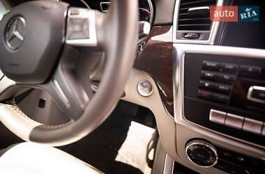 Внедорожник / Кроссовер Mercedes-Benz M-Class 2015 в 