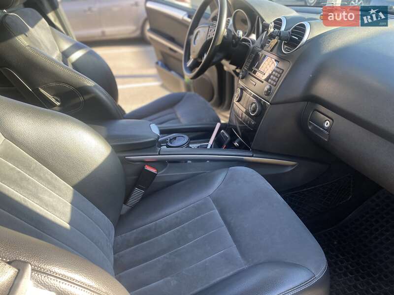 Внедорожник / Кроссовер Mercedes-Benz M-Class 2008 в Буче фото 27 Внедорожник / Кроссовер Mercedes-Benz M-Class 2008 в Буче