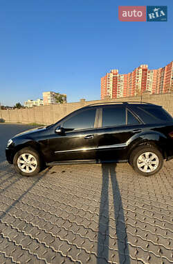 Внедорожник / Кроссовер Mercedes-Benz M-Class 2008 в 