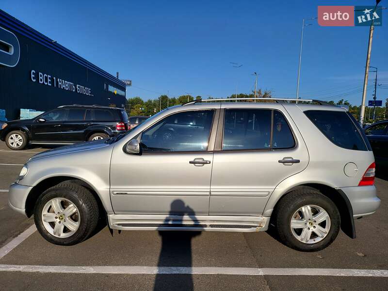 Позашляховик / Кросовер Mercedes-Benz M-Class 2004 в Києві