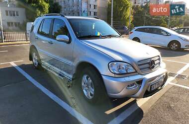 Внедорожник / Кроссовер Mercedes-Benz M-Class 2004 в Киеве