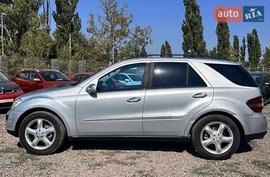 Позашляховик / Кросовер Mercedes-Benz M-Class 2006 в  фото 8 Позашляховик / Кросовер Mercedes-Benz M-Class 2006 в