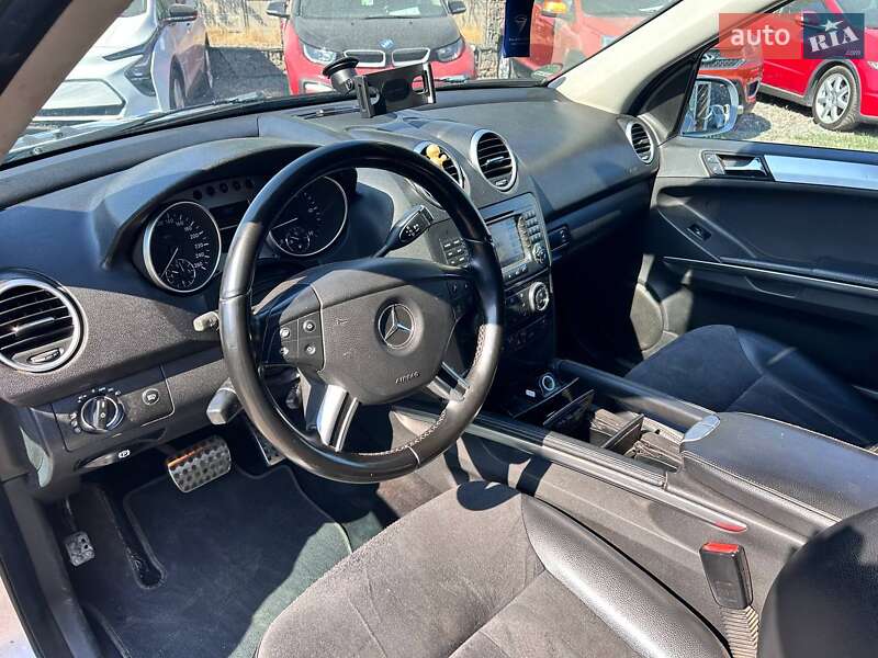 Позашляховик / Кросовер Mercedes-Benz M-Class 2006 в Одесі фото 14 Позашляховик / Кросовер Mercedes-Benz M-Class 2006 в Одесі