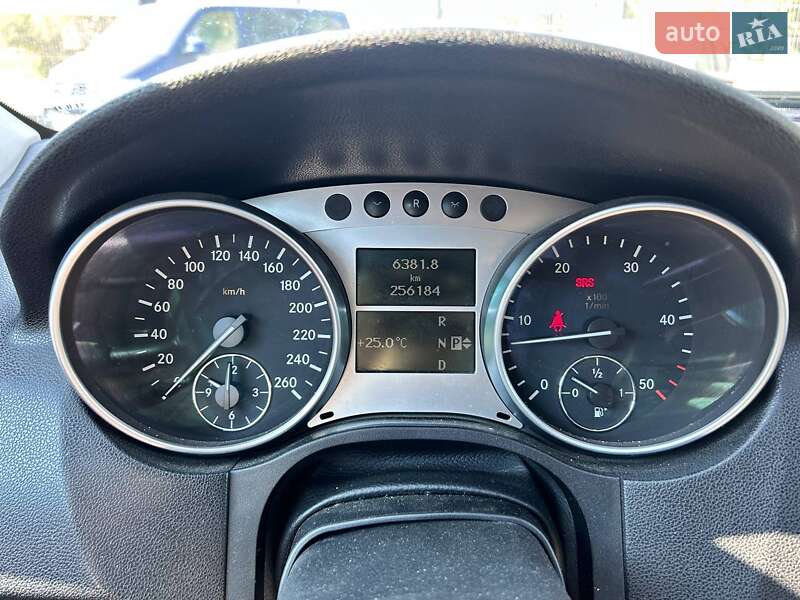 Позашляховик / Кросовер Mercedes-Benz M-Class 2006 в Одесі фото 18 Позашляховик / Кросовер Mercedes-Benz M-Class 2006 в Одесі