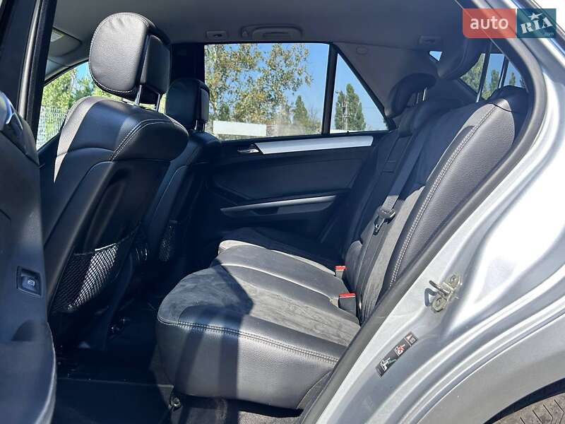 Позашляховик / Кросовер Mercedes-Benz M-Class 2006 в Одесі фото 22 Позашляховик / Кросовер Mercedes-Benz M-Class 2006 в Одесі