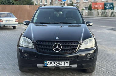 Позашляховик / Кросовер Mercedes-Benz M-Class 2006 в 
