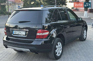 Позашляховик / Кросовер Mercedes-Benz M-Class 2006 в 
