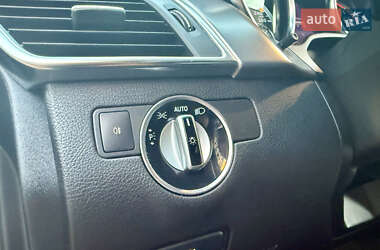 Позашляховик / Кросовер Mercedes-Benz M-Class 2013 в 