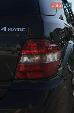 Внедорожник / Кроссовер Mercedes-Benz M-Class 2008 в 