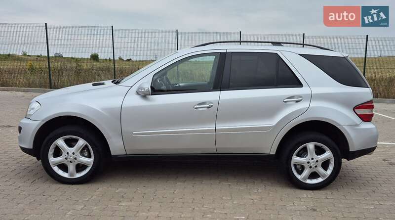 Внедорожник / Кроссовер Mercedes-Benz M-Class 2006 в Дубно