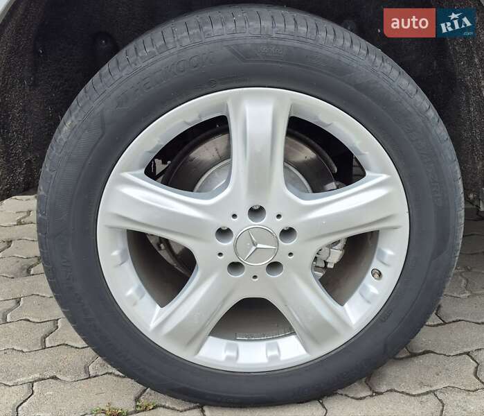 Внедорожник / Кроссовер Mercedes-Benz M-Class 2006 в Дубно