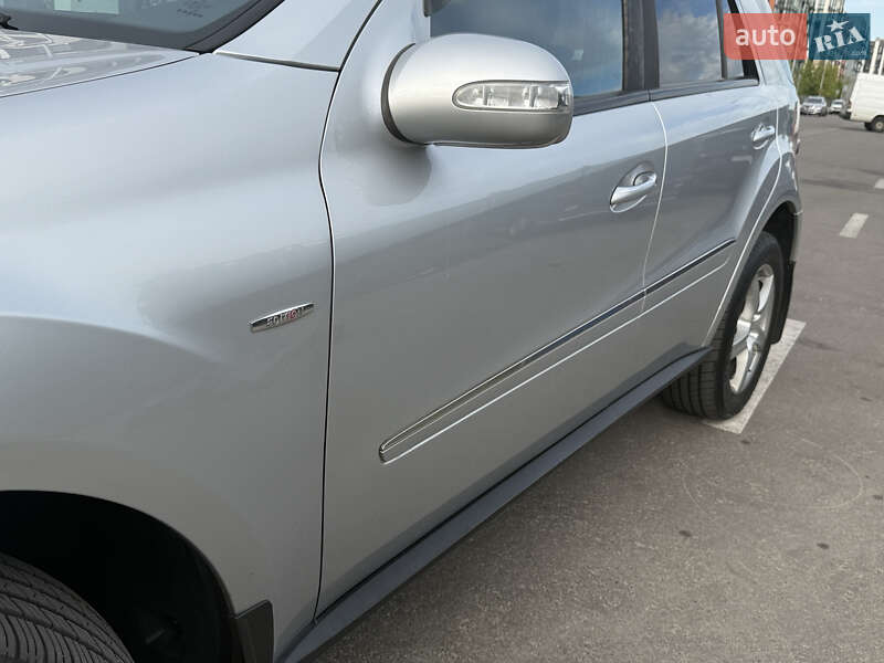 Позашляховик / Кросовер Mercedes-Benz M-Class 2008 в Києві