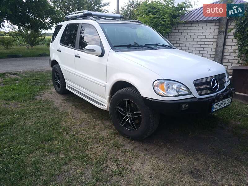 Позашляховик / Кросовер Mercedes-Benz M-Class 2002 в Чернівцях